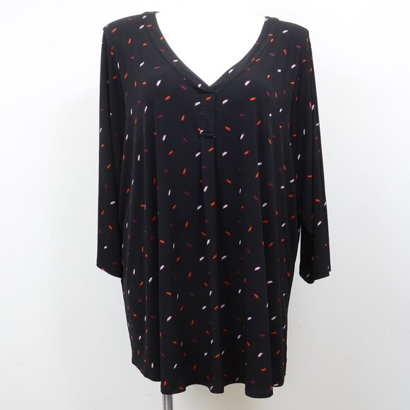 Torrid Plus Size 5X Feathers Studio Knit V-Neck Short Sleeve Top - Picture 6 of 14